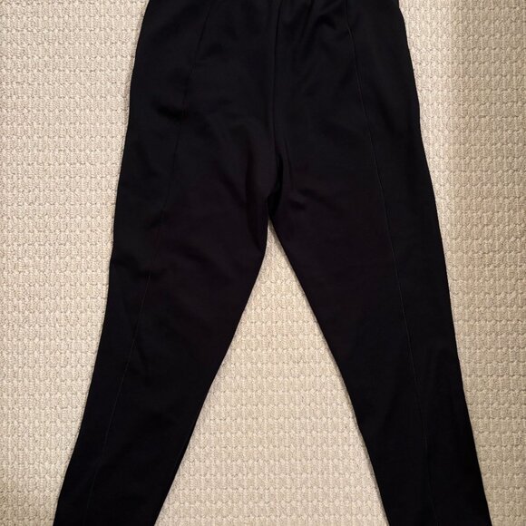 Bundle: Nike Joggers + Adidas Joggers + 2 Under Armour Shorts - Picture 3 of 13